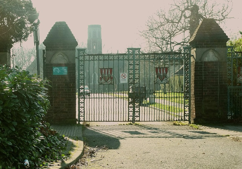 Eltham Crematorium London — photograph