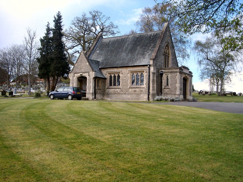 Pinner New London — photograph