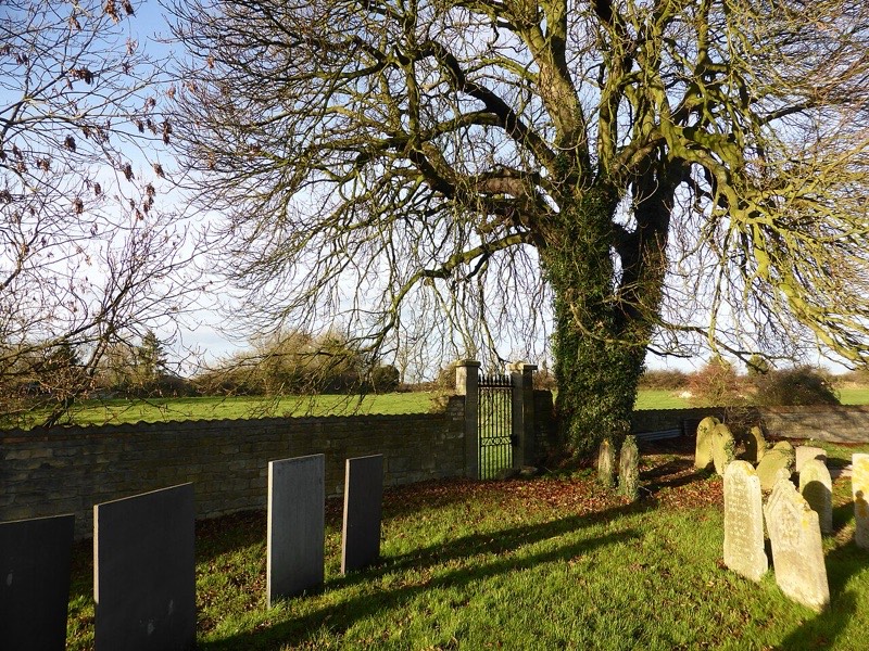 Sidcup Cemetery London — photograph