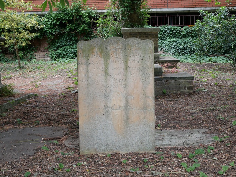 Vineyard Passage Burial London — photograph
