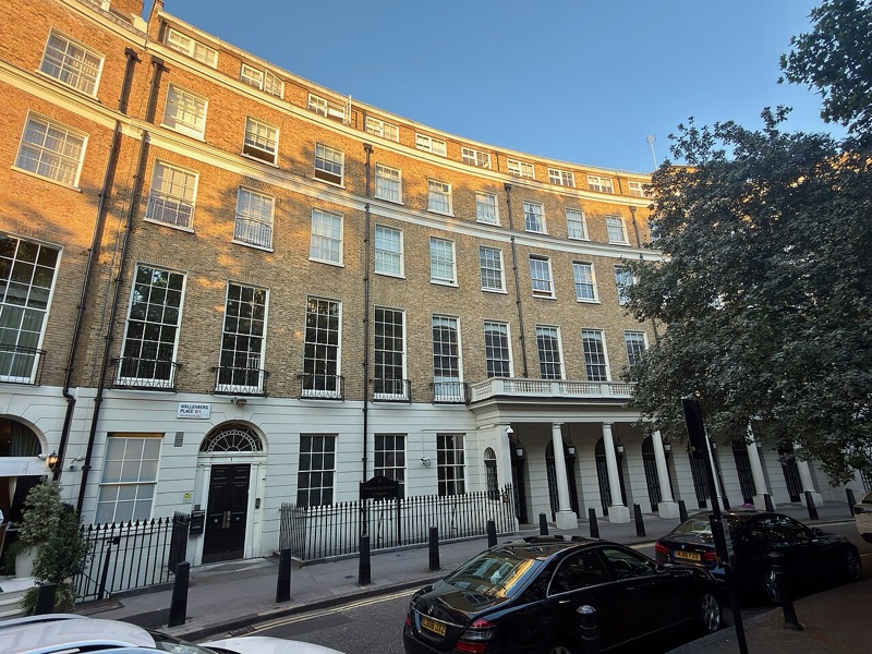 Western Synagogue London — photograph